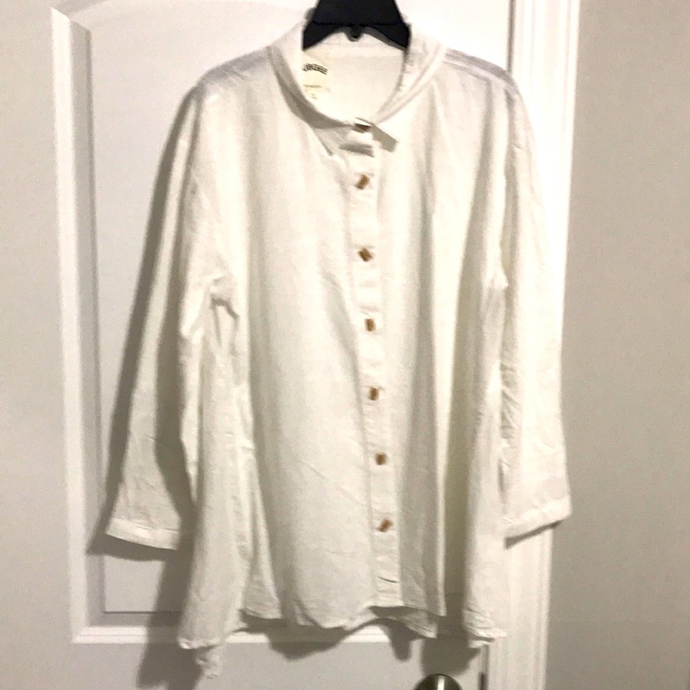 DUBGEE by whoppi size XL  shirt w/tan square buttons swing style blouse